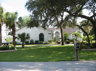 4955 N Rainbriar Path, Crystal River, FL 34428