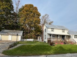 8 Eaton Fort Nesbit Rd, New Paris, OH 45347