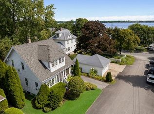 13 Manchester St, Warwick, RI 02888