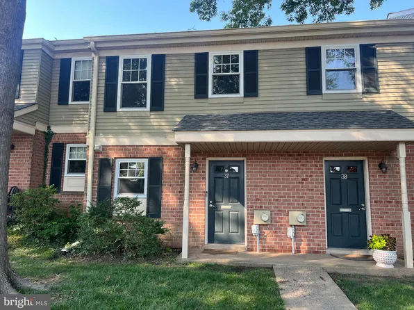 37 Winston Ct, Blue Bell, PA 19422
