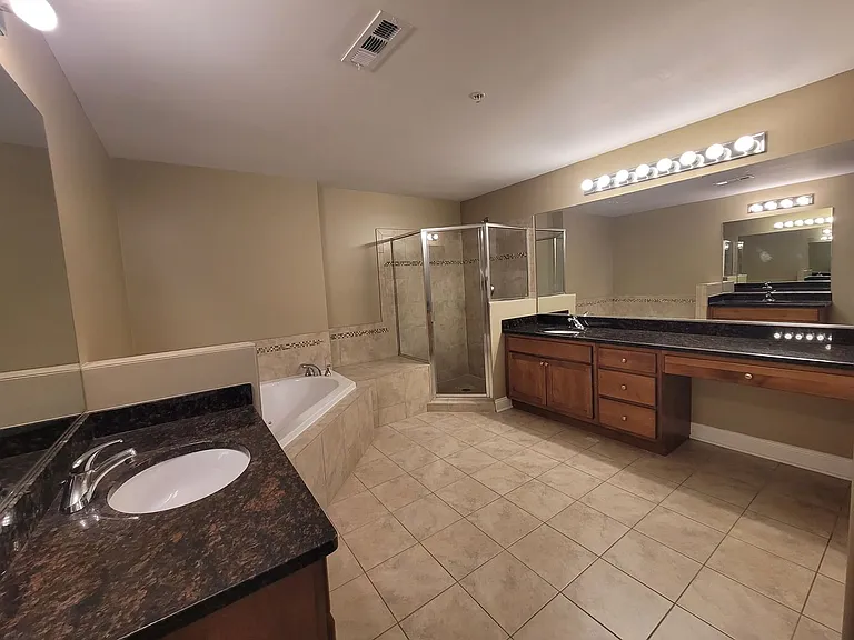2 Itasca Place — Photo 24