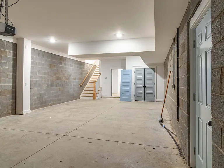 529A Wedgewood Ave — Photo 23