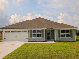 49 Spears Crossing Ln, Crawfordville, FL 32327