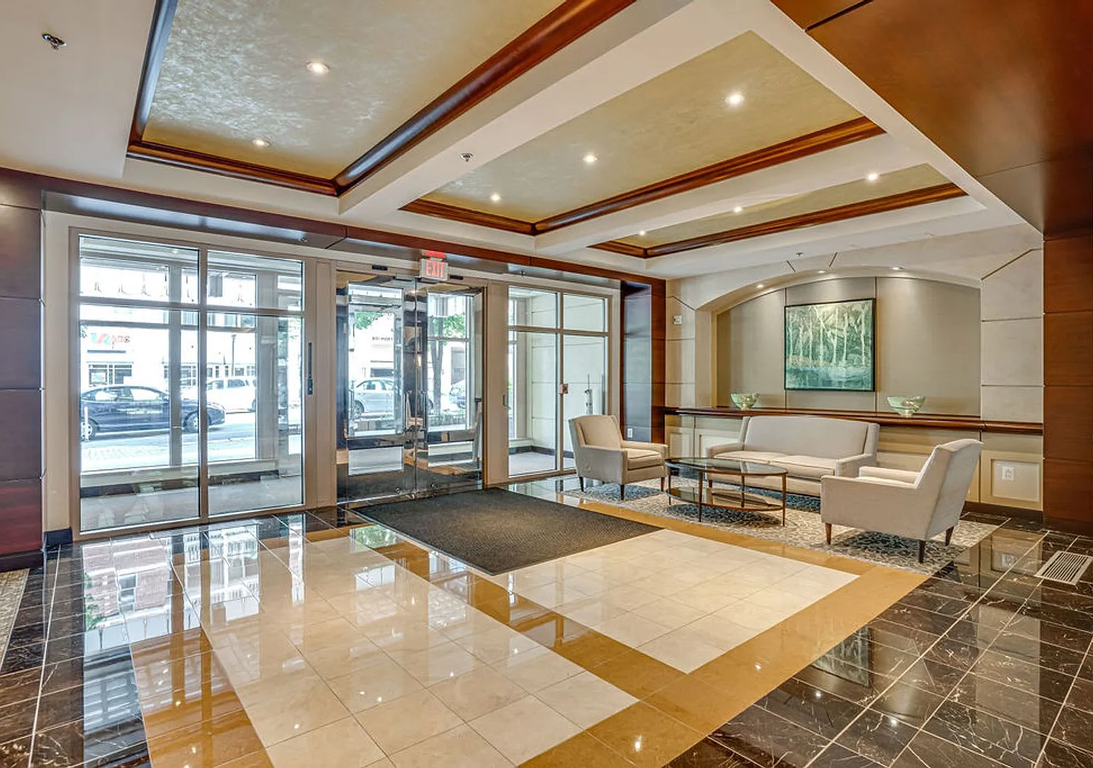 1 Bedroom Condo in Ballston - Location, Luxury, and Convenience - All in One Place! — Photo 2