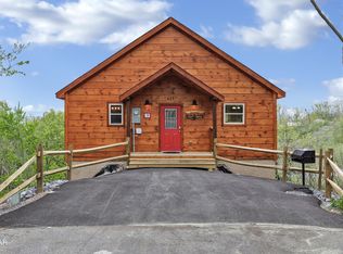 615 Quill Gordon Ct, Pigeon Forge, TN 37863