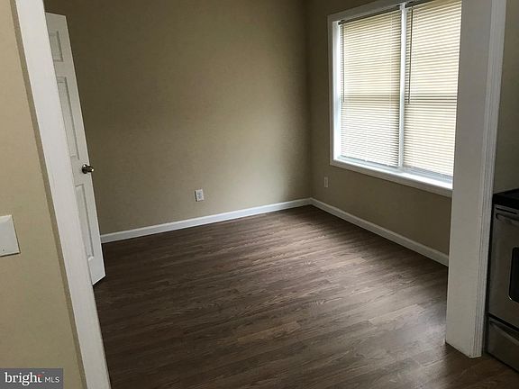 5th image of 3 Cedar Xing