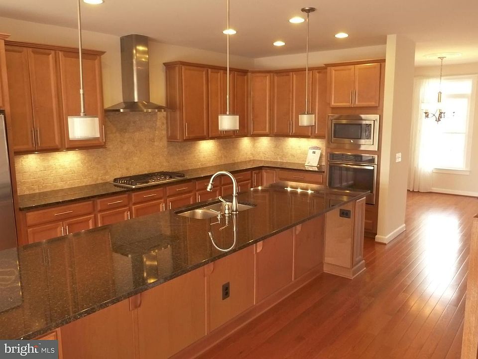 1st image of 13728 Senea Dr