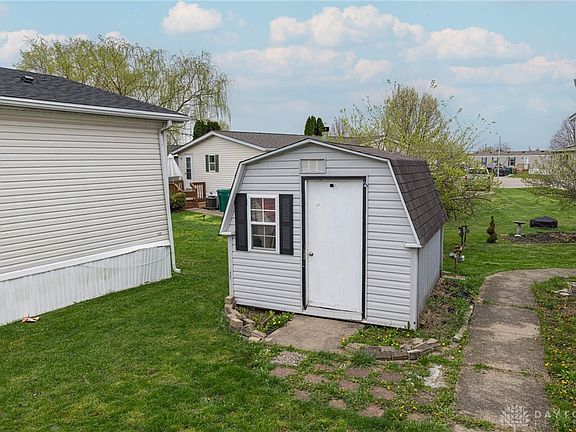 4th image of 11142 Oakwood Village Blvd