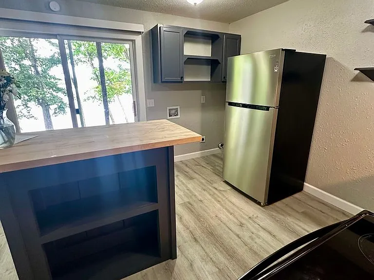 316 Scarsdale Cir #1A — Photo 6