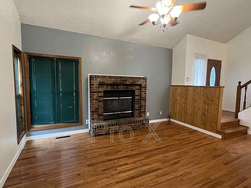 2511 Village Ct