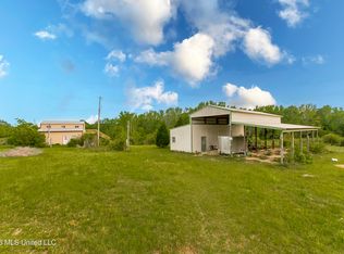 168 Winchester Rd, Poplarville, MS 39470