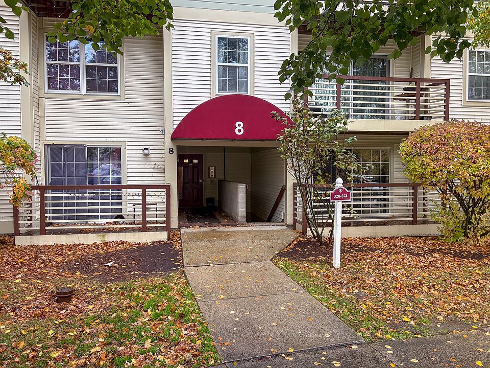 1st image of 372 Hildred Dr #372