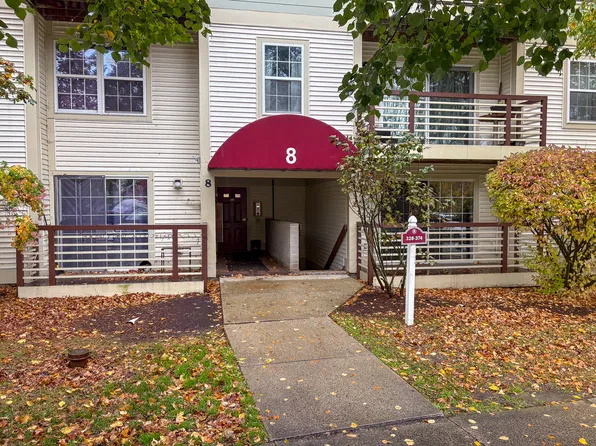 372 Hildred Dr, Burlington, VT