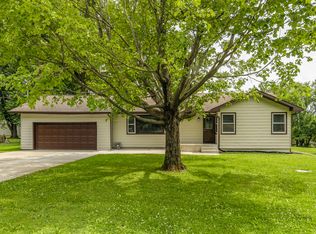 3058 E 1929th Rd, Ottawa, IL 61350