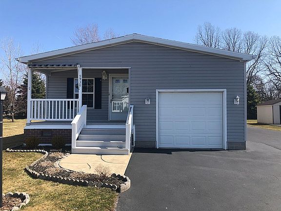 4th image of 9938 Grantham Ct