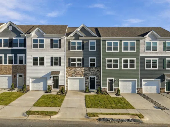 104 Bowers St, Stephens City, VA 22655