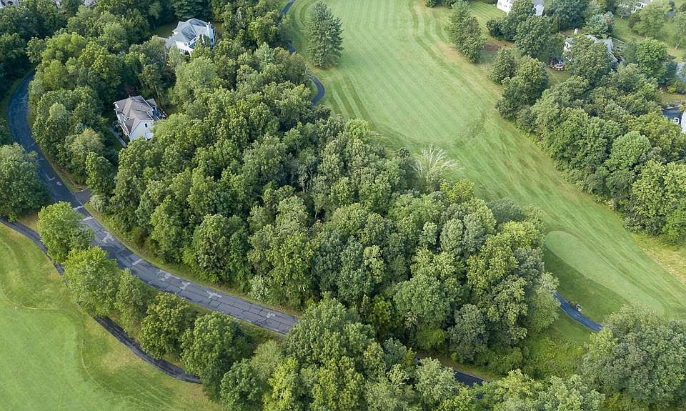 69 Great Bear Way, East Stroudsburg, PA 18302 Zillow