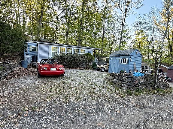 2nd image of 321 Yona Drive