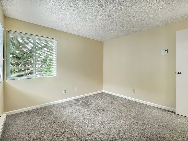 17208 NE 45th St #66 — Photo 18