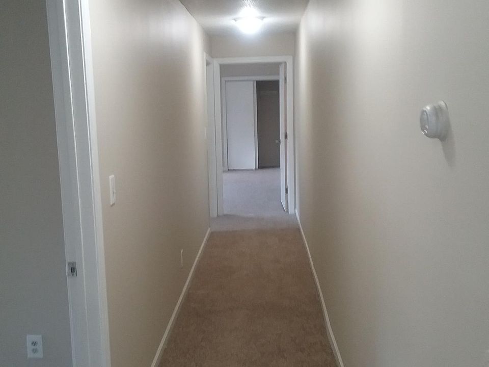 2nd image of 63 Huntington St APT 2B