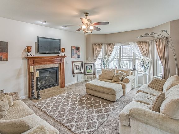 5th image of 401 Chadwyck Dr