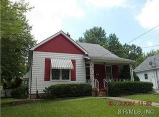 2715 Benbow Ave, Alton, IL 62002