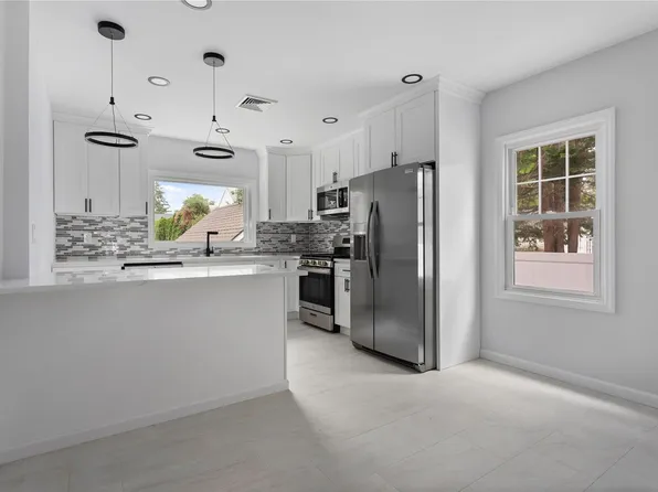 135 Gilmore Boulevard, Floral Park, NY 11001