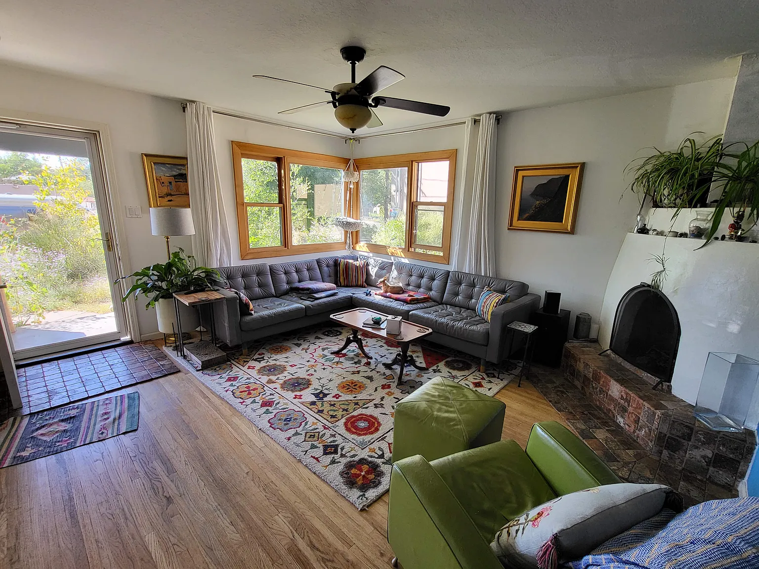 3 bed, 1107 sqft, $2,950 — Photo 3
