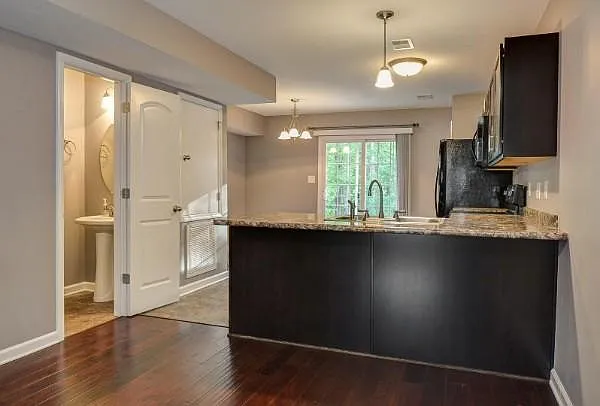 2256 McCormick Ln #C — Photo 7