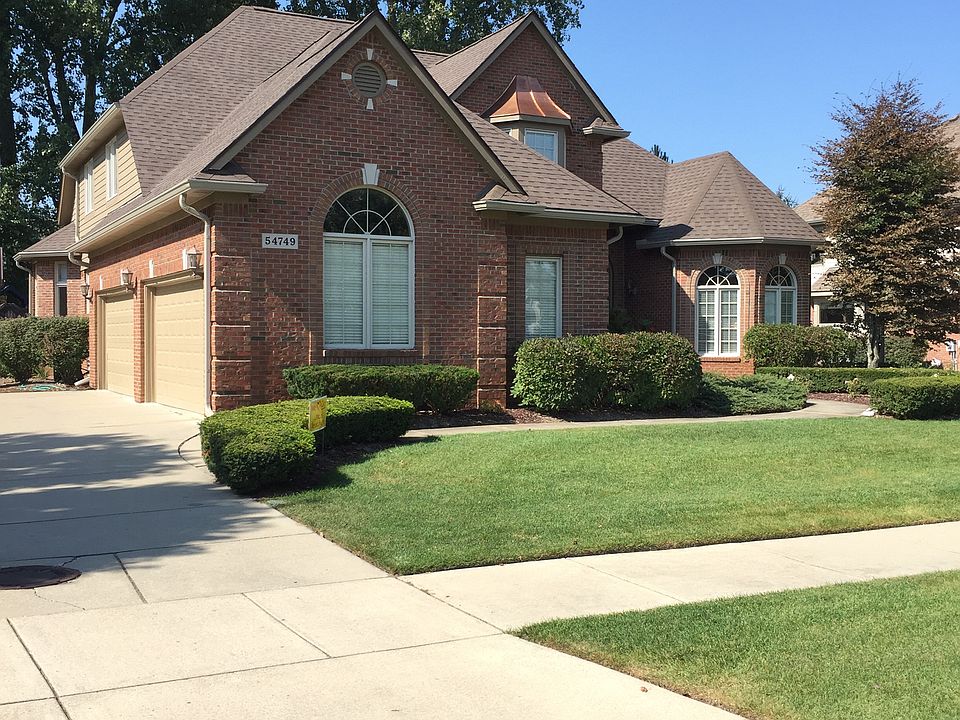 2nd image of 54749 Woodcreek Blvd