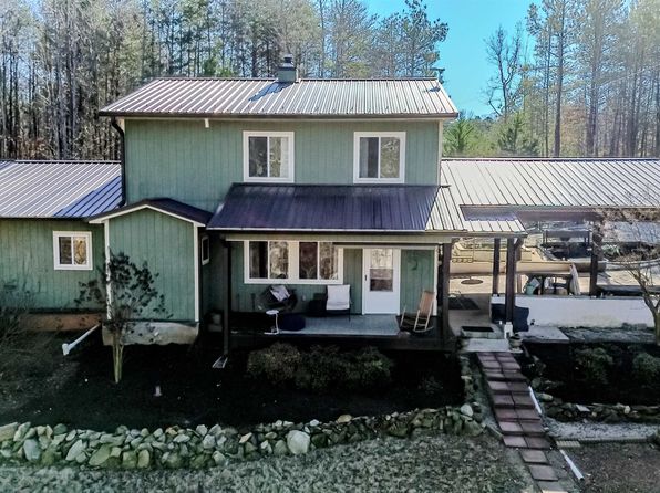 390 Sherrill Dr, Blacksburg, SC 29702