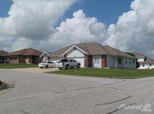 401 S James St, Nixa, MO 65714