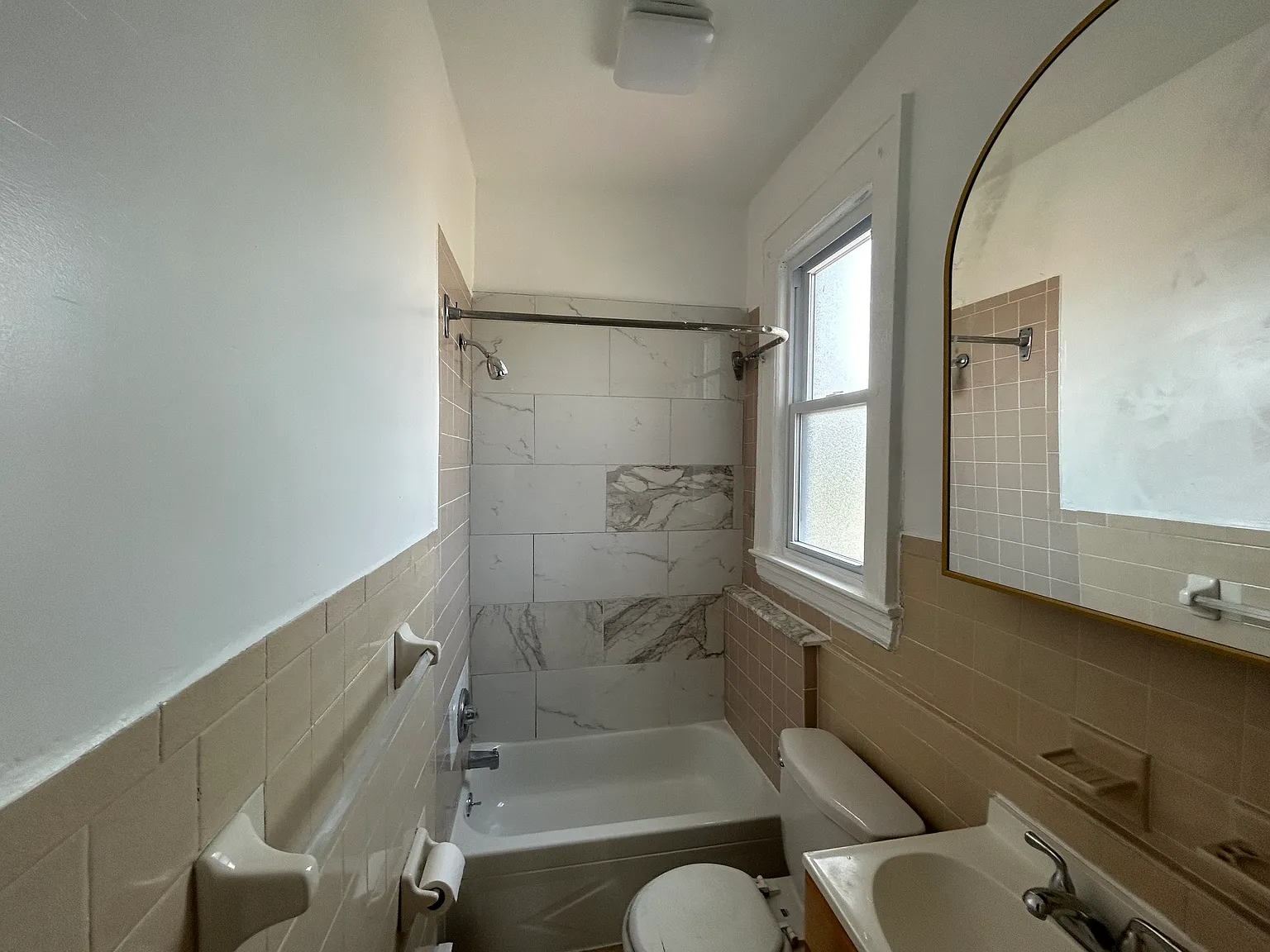 2 bed, 900 sqft, $2,000 — Photo 4