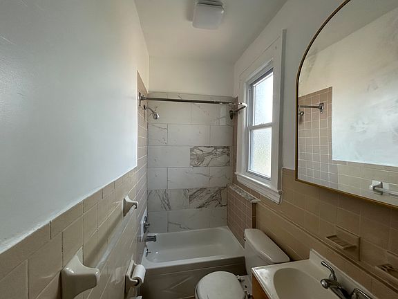 4th image of 657 Van Houten Ave APT 3
