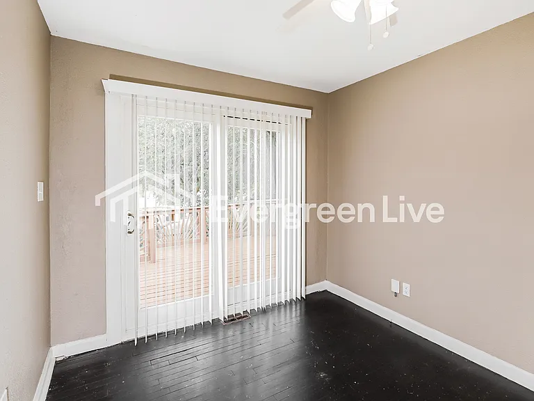 1509 N Hocker Ave — Photo 10