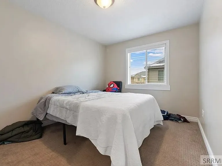 565 Pioneer Rd #215 — Photo 23