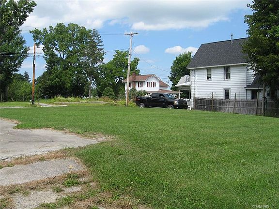 5th image of 53 Commercial St