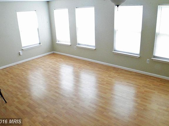 4th image of 6267 Sandpiper Ct #6