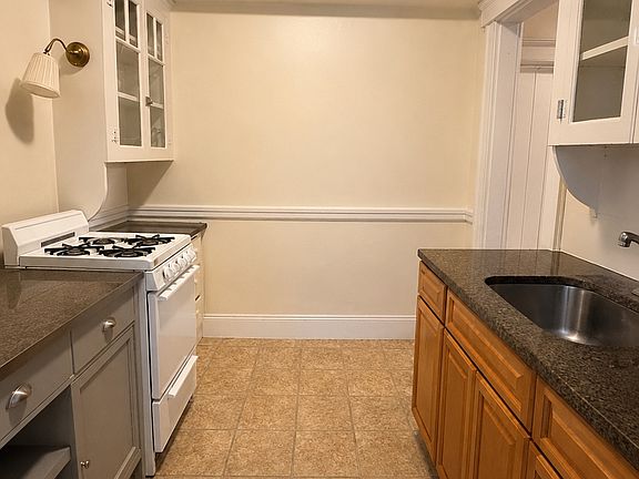 5th image of 7 Lothian Rd #21