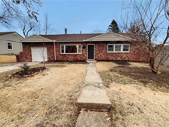 2nd image of 625 N 80th Pl