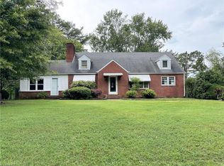 209 Old Westfield Rd, Pilot Mountain, NC 27041