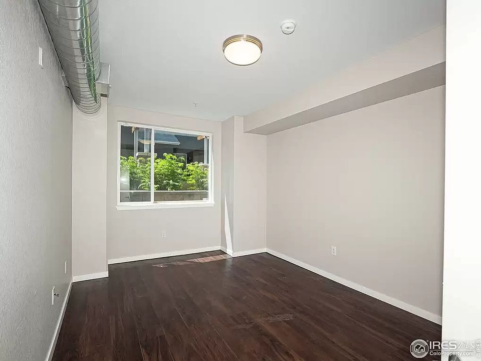 Large Bedroom with Back Courtyard View