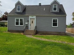 970 26th St, Marion, IA 52302
