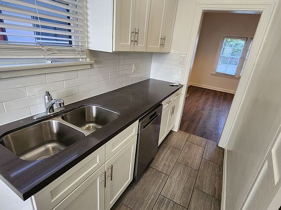 2nd image of 832 N Alta Vista Blvd #838.5