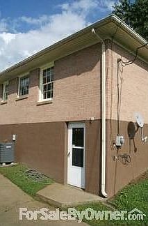 5th image of 3753 Niagara Dr
