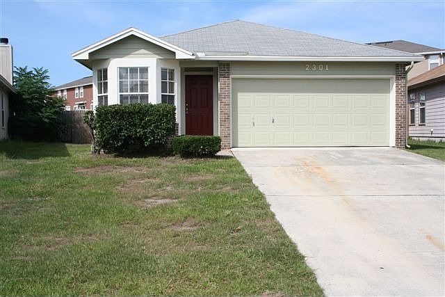 1st image of 2301 Townsquare Dr