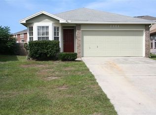 2301 Townsquare Dr, Jacksonville, FL 32216