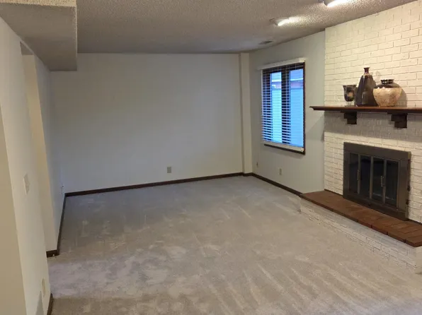 224 N 75th Ct, Lincoln, NE 68505