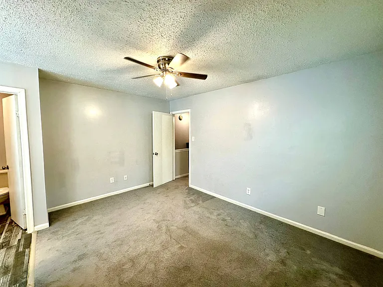 4510 Genoa Cir — Photo 24