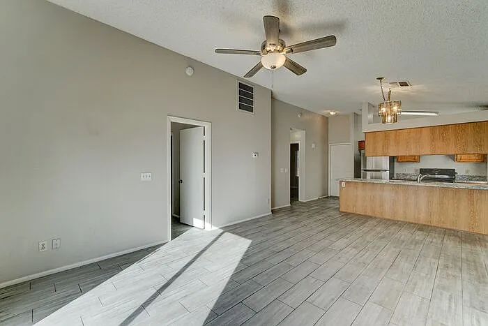7040 W Olive Ave #12 — Photo 6
